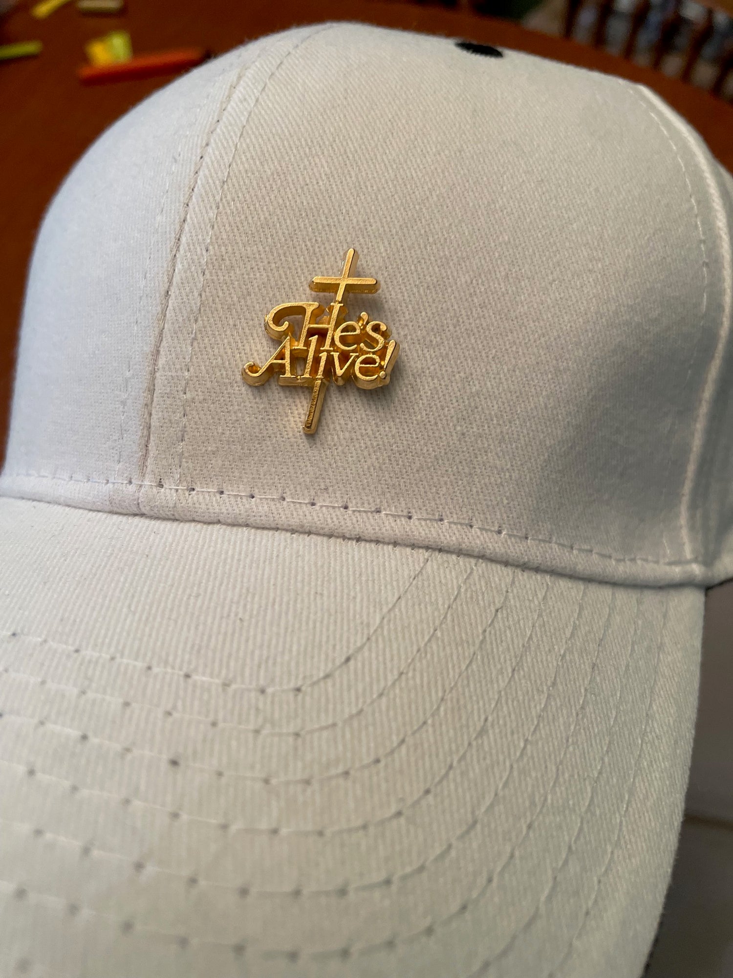 Gold-toned He's Alive Lapel Pin - 60 Pieces