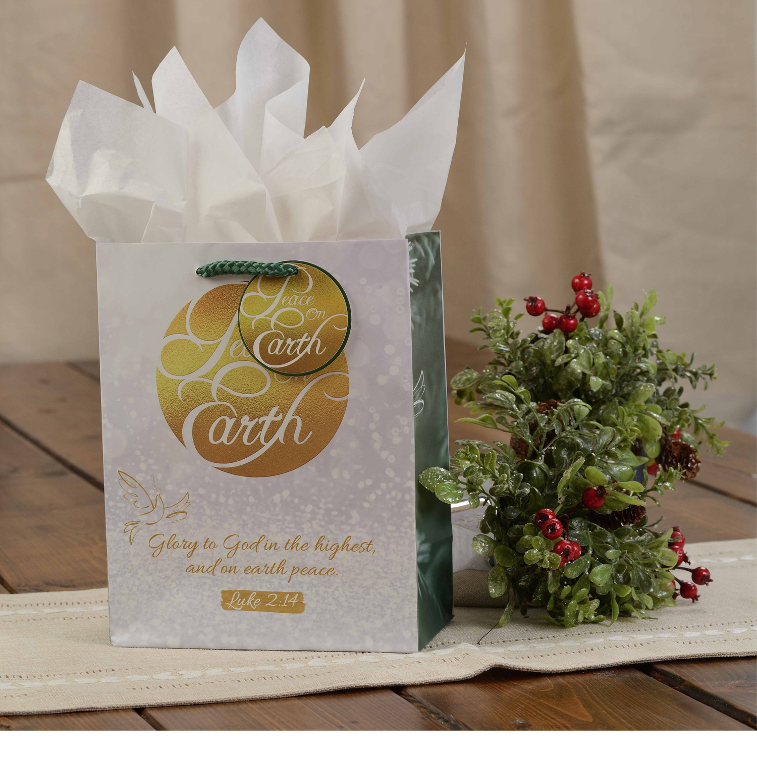 Christmas Gift Bag & Tag - Peace On Earth